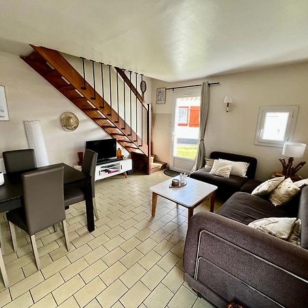 Maison 3 Chambres, Terrasse Et Piscine Бретіньоль-сюр-Мер Екстер'єр фото